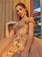 Cargar imagen en el visor de la galería, Vestido Champagne para Quinceañera. Ultimas Piezas talla 15