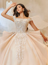Cargar imagen en el visor de la galería, Vestido para Quinceañera Champagne . Nueva Coleccion Swan by Ragazza Fashion