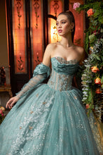 Cargar imagen en el visor de la galería, Vestido tono Verde Sage con Oro para Quinceañera