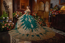 Cargar imagen en el visor de la galería, Vestido Verde con Dorado y Manga Caída para Quinceañeras