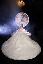 Cargar imagen en el visor de la galería, Vestido tono Plata 2025 para Quinceañera . Nueva Coleccion Epiphany Ragazza
