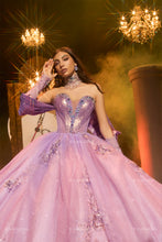 Cargar imagen en el visor de la galería, Vestido Nueva Coleccion XV 2025 Mauve (lila suave)  con Oro Ragazza Epiphany

