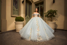 Cargar imagen en el visor de la galería, Vestido Azul Celeste Claro para XV Ragazza Edición Limitada
