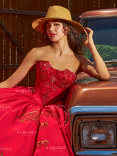 Cargar imagen en el visor de la galería, Vestido Rojo con Dorado Tipo Vaquero o Mexicano Charro. Coleccion 2025
