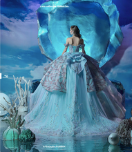 Cargar imagen en el visor de la galería, Vestido Azul Pastel para XV Coleccion Hidden Sea by Ragazza Fashion
