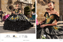 Cargar imagen en el visor de la galería, Vestido Negro con Girasoles para tus Quinces
