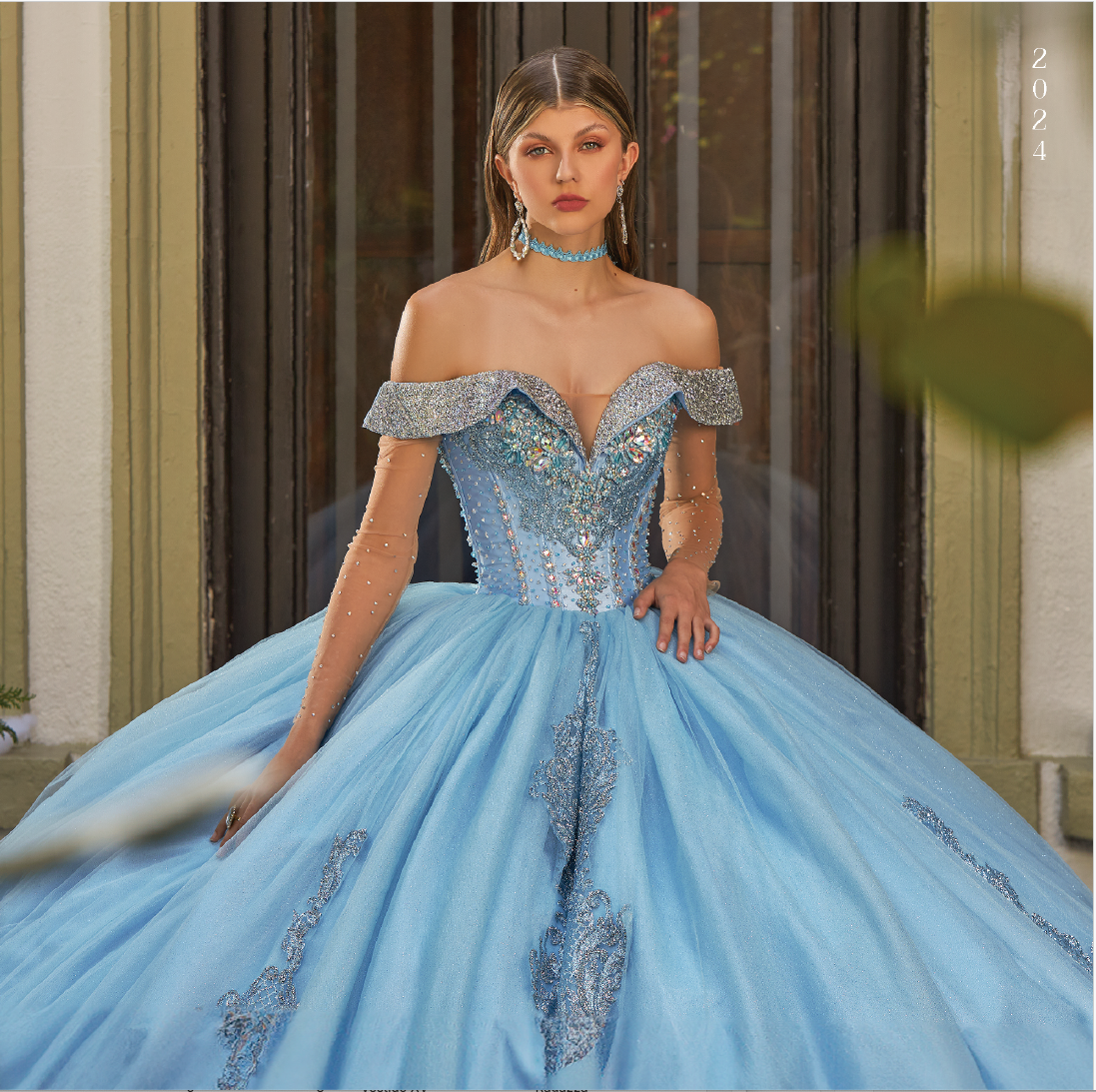 Vestido Azul Cielo con Manga caida para Quinceañera