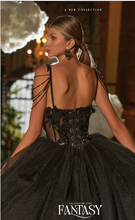 Cargar imagen en el visor de la galería, Vestido Negro con Transparencia y Mangas para Quinceañera
