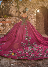 Cargar imagen en el visor de la galería, Vestido para Quince Años Color Bugambilia Colección Selena Morena y Esencial Ragazza
