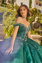 Cargar imagen en el visor de la galería, Vestido Verde Esmeralda con  Manguita caída. Colección Eterea by Ragazza
