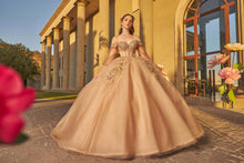 Cargar imagen en el visor de la galería, Vestido Champagne para Quinceañera. Ultimas Piezas talla 15
