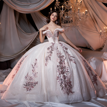Cargar imagen en el visor de la galería, Vestido Rosa Cuarzo  y Disponible en Ivory con Rosa para XV Pregunta Promos
