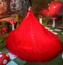 Cargar imagen en el visor de la galería, Promoción por lanzamiento  . Vestido desmontable Reina de Corazones Vestido Rojo para Quinceañera @Disney
