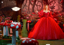 Cargar imagen en el visor de la galería, Vestido en Promoción por lanzamiento Rojo para Quinceañera Reina de Corazones Alicia en el Pais de las Maravillas .
