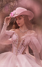 Cargar imagen en el visor de la galería, Vestido de XV Años Rosa Clarito para tus XV Años  Ragazza Pregunta Promociones

