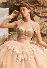 Cargar imagen en el visor de la galería, Vestido Desmontable Oro para XV . Pregunta Promociones
