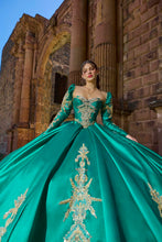 Cargar imagen en el visor de la galería, Hermoso Vestido en Rojo o Verde Bandera de Satín Nueva Coleccion Ragazza Fashion
