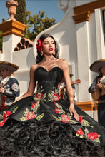 Cargar imagen en el visor de la galería, Vestido Negro para Quince Años tipo Mexicano -Charro con Flores Rojas
