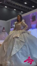 Cargar y reproducir el video en el visor de la galería, Vestido Lila Claro  XV Mangas desmontables Pregunta Promociones
