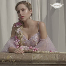 Cargar y reproducir el video en el visor de la galería, Vestido de XV Princesa Rapunzel. Colección @Disney Princesas by Ragazza Fashion
