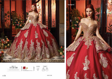 Cargar imagen en el visor de la galería, Vestido Rojo con Dorado y Maga Caida para Quinceñaeras
