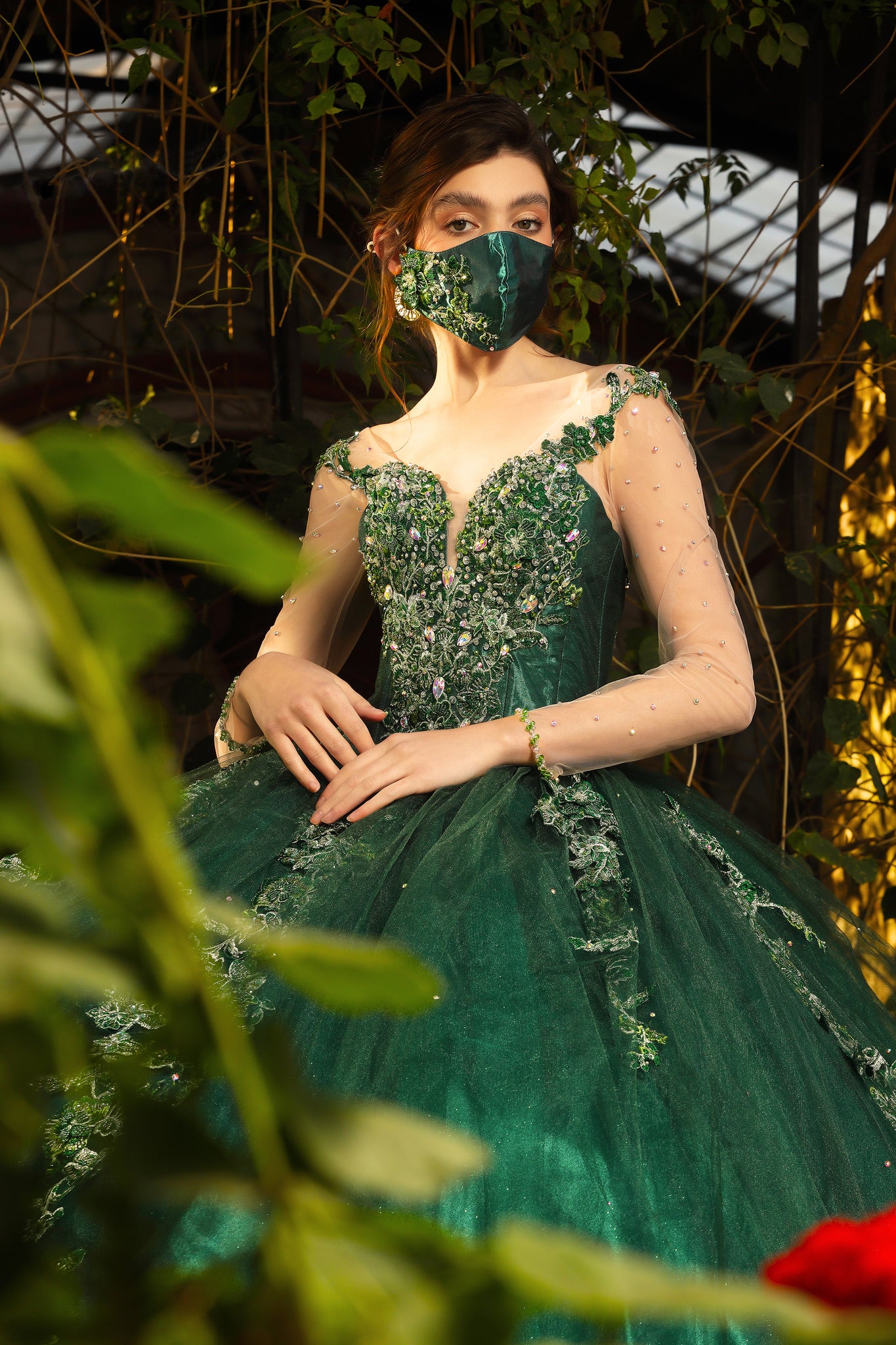 Vestido Color Verde Esmeralda con Manga Larga para Quince Años – Vestidos  de XV
