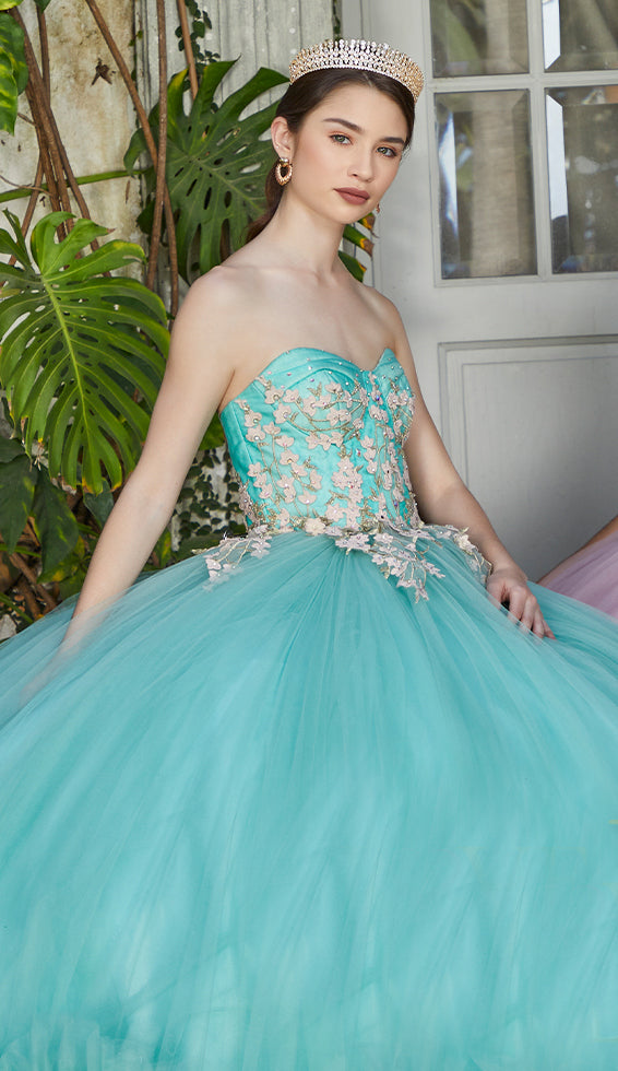 Vestido en Aqua para Quinceañera